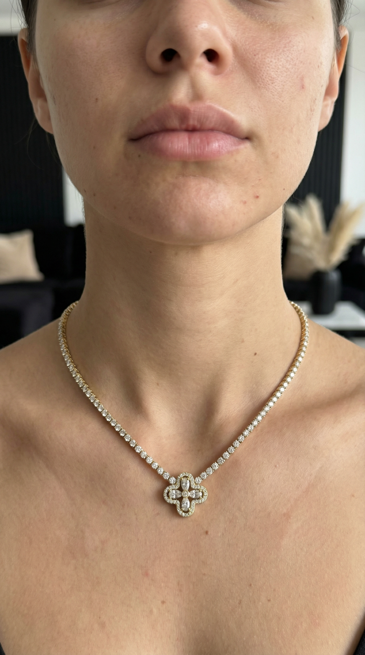 Clover Stone Kolye
